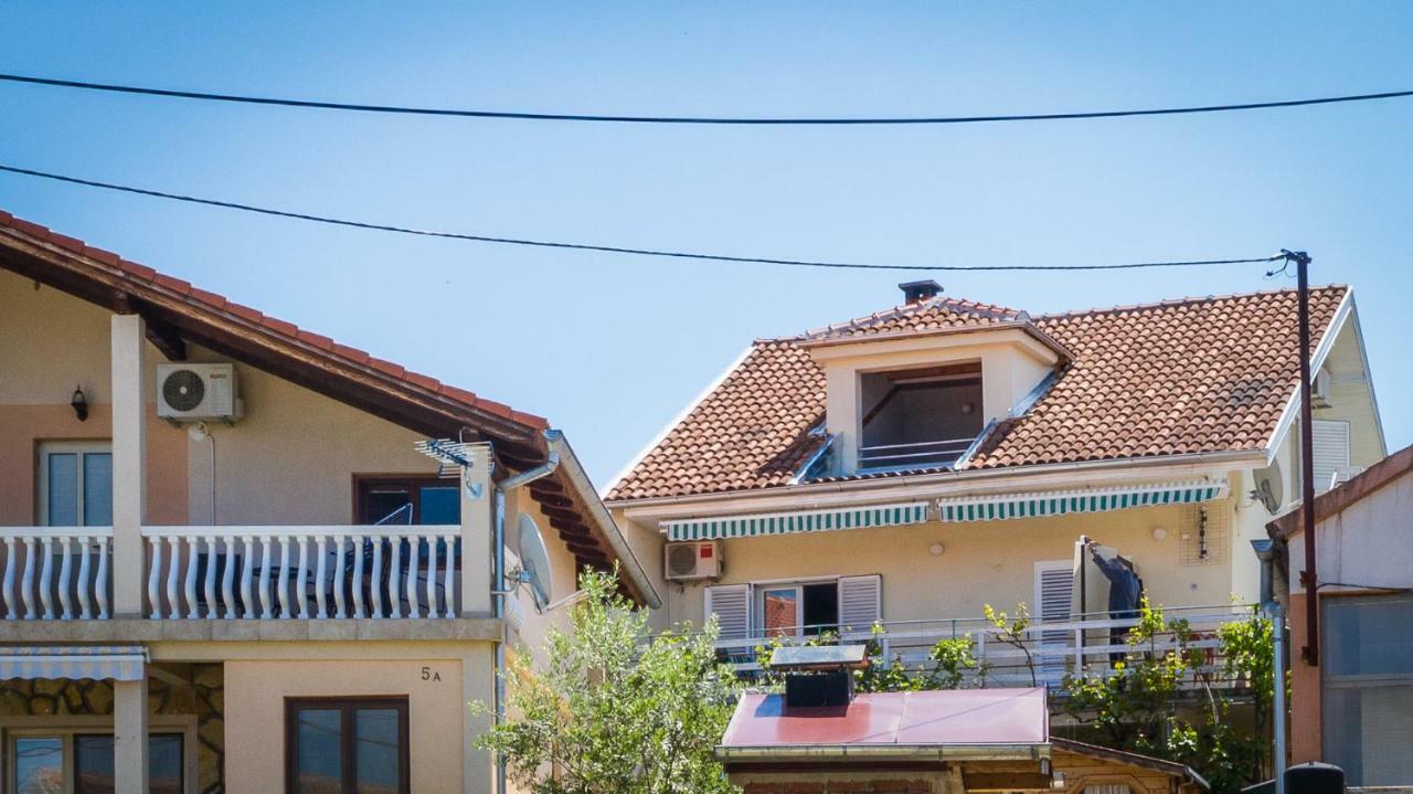 Kiwi Apartments 格基卡琳 外观 照片