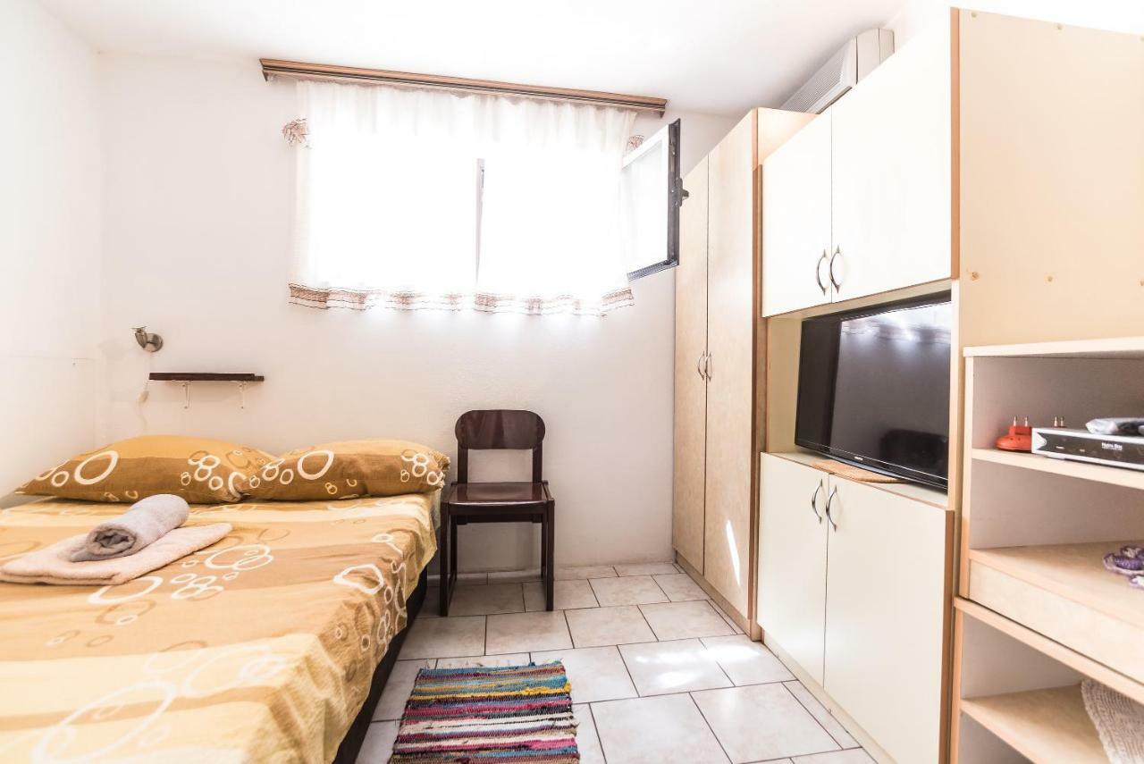 Kiwi Apartments 格基卡琳 外观 照片